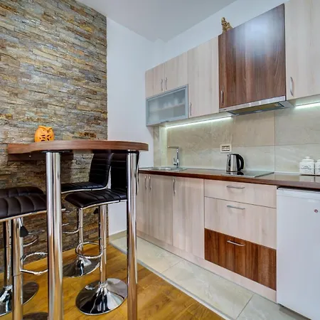 Apartment Pekovic, Pine Trees View With Big Balcony In The Center Of Zlatibor! *