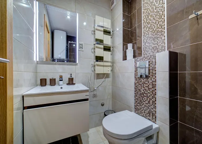 アパート Pekovic, Pine Trees View With Big Balcony In The Center Of Zlatibor! ズラティボール